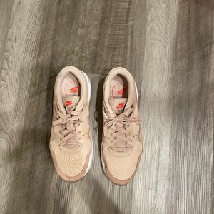Nike Air Sneakers women’s 6.5